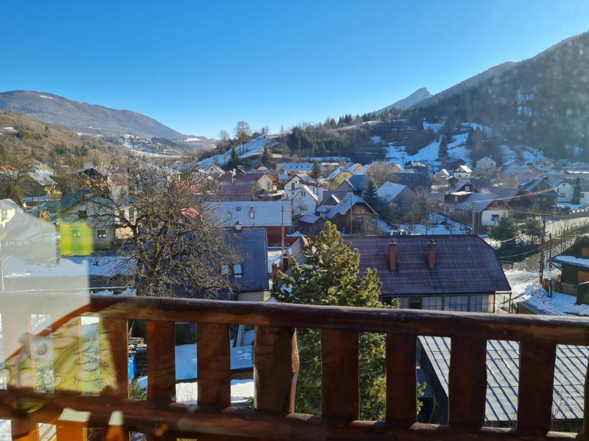 Penzion Mala Fatra U Durka Жиліна Екстер'єр фото