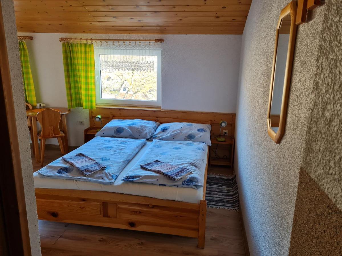 Penzion Mala Fatra U Durka Жиліна Екстер'єр фото